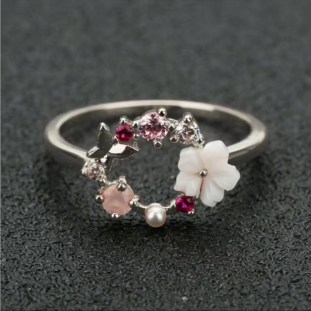 New Women’s 925 Silver Beautiful Butterflies Flower Ring